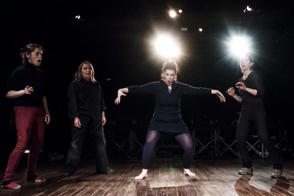 Noche de los teatros: Calentamiento antes del ensayo abierto al público, con María Herrero (Asistencia vocal) | 1 abril 2016